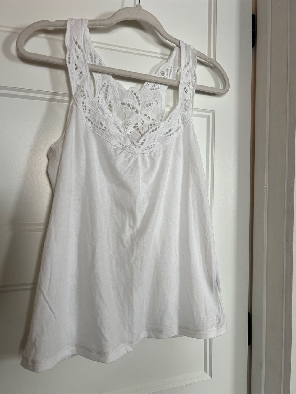 Ruehl No.925 White Crochet-Back Tank